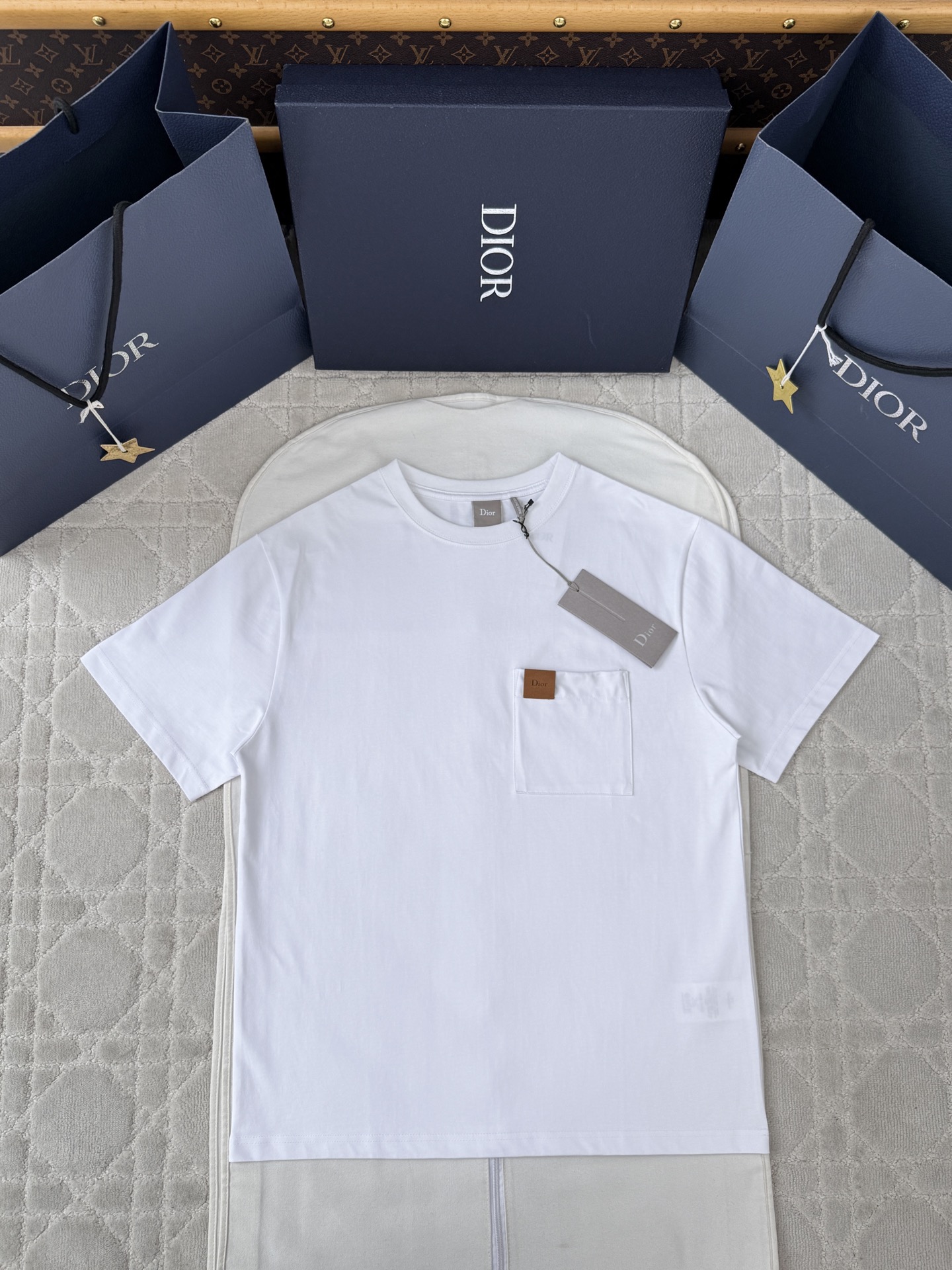 [A알] 디올 티셔츠 코튼 포켓 릴렉스 핏 2Color