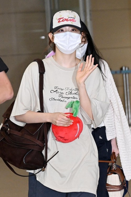 [Y] 아크네 스튜디오 티셔츠 그래픽 프린트