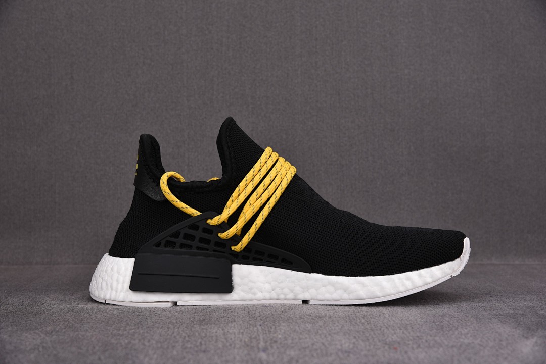 [OWF공장 남여공용] 아디다스 x 퍼렐 윌리엄스 Hu NMD 휴먼 스피시즈 블랙 BB3068