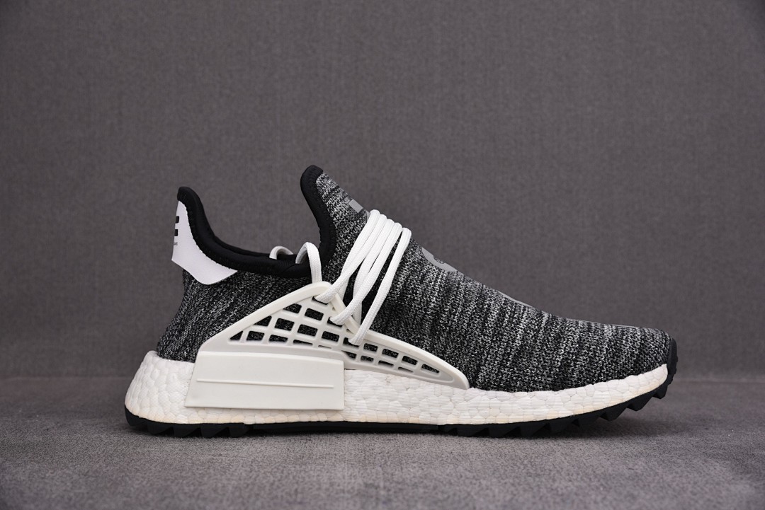 [OWF공장 남여공용] 아디다스 x 퍼렐 윌리엄스 Hu NMD 오레오 AC7359