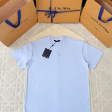 [A알] 루이비통 티셔츠 LV 로고 엠보스드 디테일 4Color