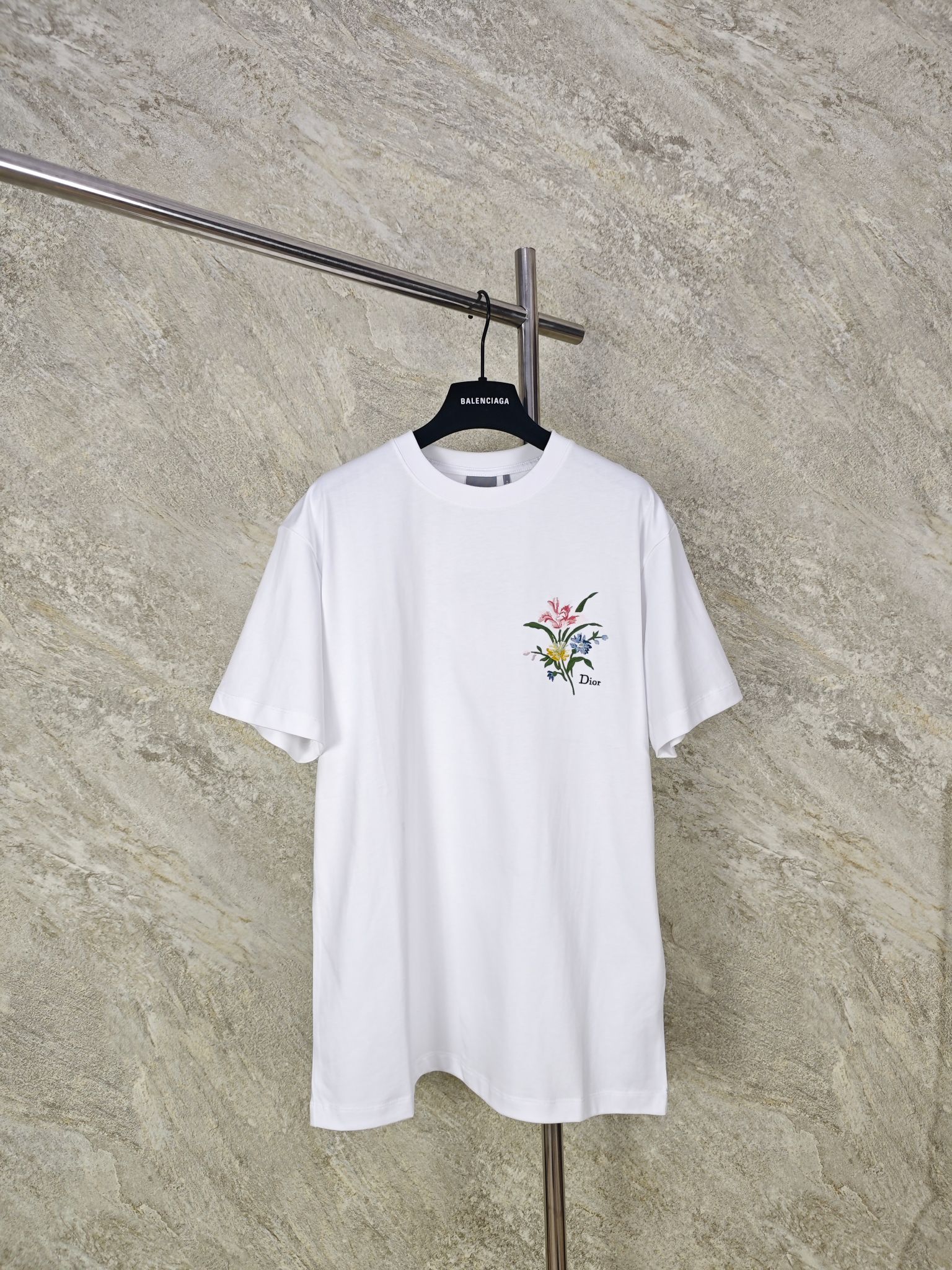 [GTR] 디올 티셔츠 시크릿 가든 모티프 릴렉스 핏 2Color