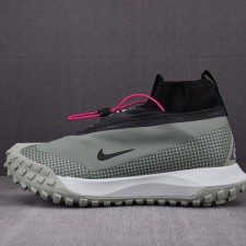 [남여공용 신발] 나이키 ACG 마운틴 플라이 고어텍스 클레이 그린 CT2904-300