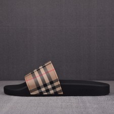 [CY공장 남여공용] 버버리 샌들 체크 펄리