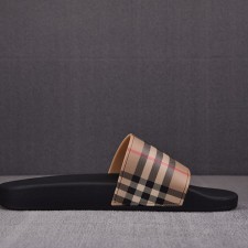 [CY공장 남여공용] 버버리 샌들 체크 펄리