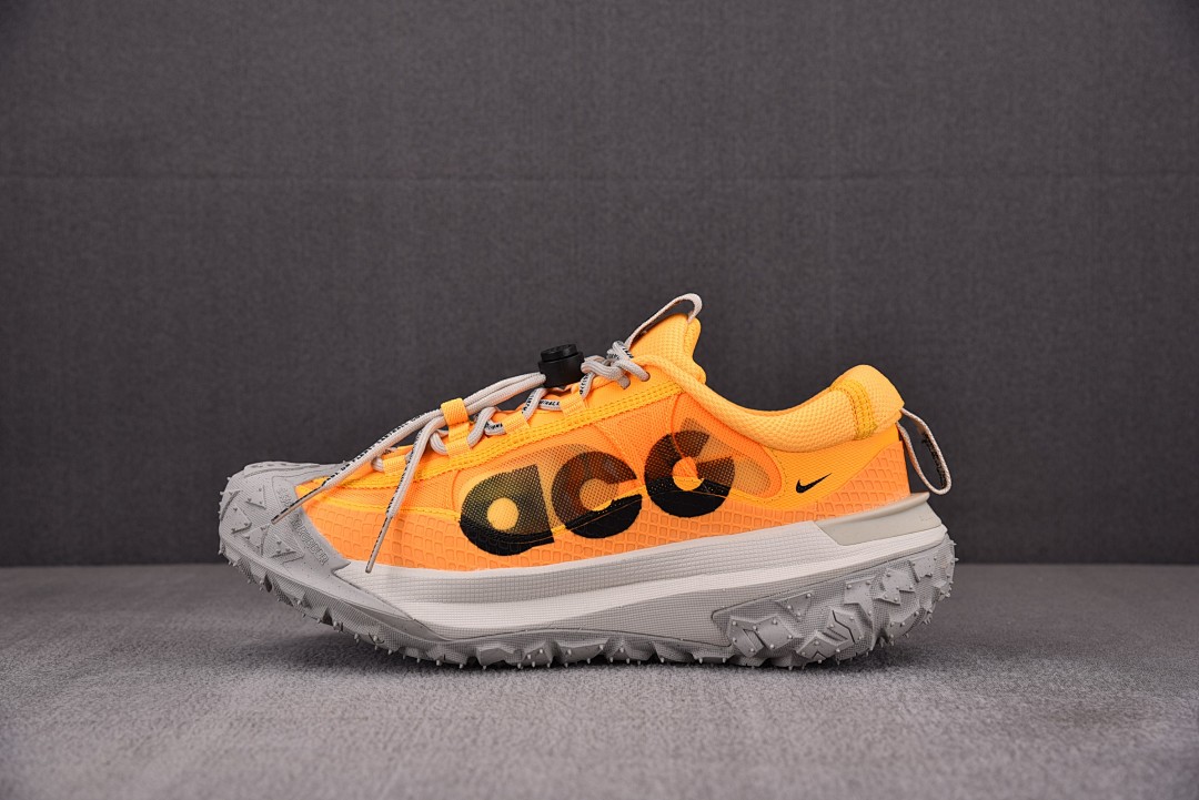 [남여공용 신발] 나이키 ACG 마운틴 플라이 2 로우 레이저 오렌지 DV7903-800