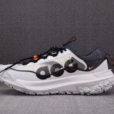 [남여공용 신발] 나이키 ACG 마운틴 플라이 2 로우 서밋 화이트 앤 브라이트 만다린 DV7903-001