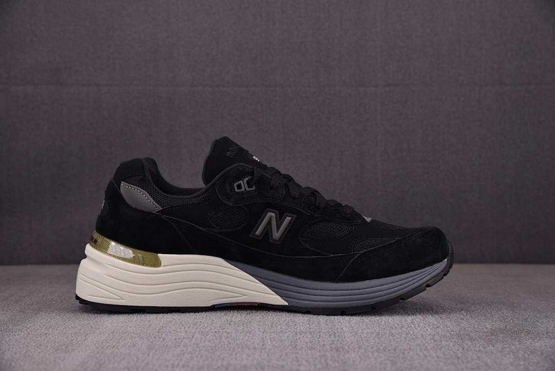 [M공장 남여공용] 뉴발란스 992 블랙 M992BL