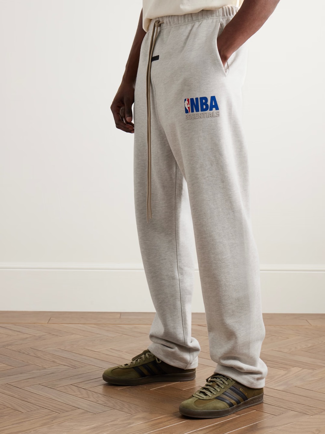 [세나] 피어오브갓 에센셜 x NBA 스웻팬츠 릴렉스 핏 2Color